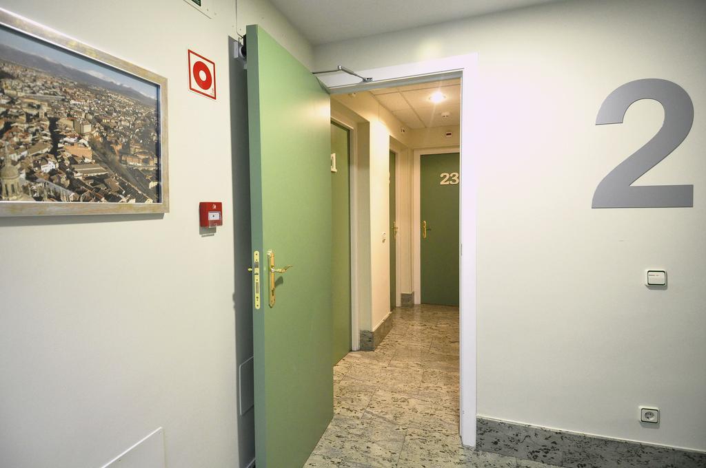 Hotel Apartamentos Aralso Σεγκόβια Εξωτερικό φωτογραφία